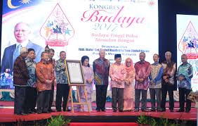 Namun, sampai sekarang kesadaran masyarakat mempelajari bahasa. Jadikan Bahasa Melayu Sebagai Bahasa Perpaduan Satukan Masyarakat Malaysia Dato Seri Mohd Najib Ukm News Portal