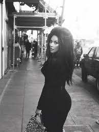Kim Kardashian West On Twitter Kim Kardashian Kardashian Fashion Books