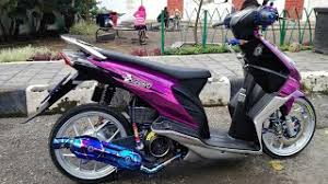 Modifikasi Modifikasi Motor Beat Karbu Warna Pink