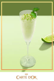 Un Dessert Glace Facile Sorbet Carte D Or Citron Vert Et Basilic Recette Citron Vert Desserts Glaces Sorbet Citron Vert