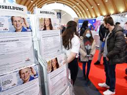 5 Top-Ideen: So gewinnen Chefs gute Leute