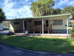 Larger Carport Drive 1967 Chateau Mobile Manufactured Home In Lakeland Fl Via Mhvillage Com Mobile Homes For Sale Mobile Home Manufactured Home