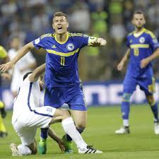 There is no information available about his father and mother's professional information. Pfiffe Und Prugel Bei Bosnien Gegen Griechenland Fussball