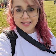 Lucy Mckee's Instagram, Twitter & Facebook