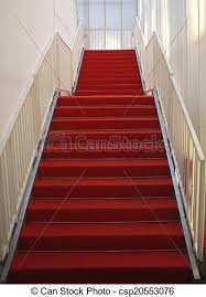 Bei uns finden sie nicht nur die regulären roten standardteppiche, sondern auch. Treppen Mit Rotem Teppich Treppe Mit Rotem Teppich In Geschlossener Umgebung Canstock