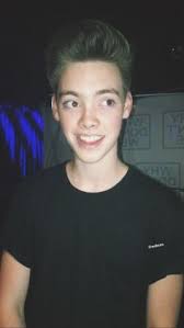 9 HOT ZACH HERRON ideas