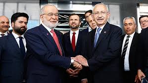 Bir devlet krizi ile karşı karşıyayız. Temel Karamollaoglu Ndan Kilicdaroglu Na Gecmis Olsun Ziyareti Son Dakika Haberleri