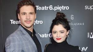 Aktorka ma na swoim koncie również inne role w produkcjach. Adriana Kalska Zachwycila Swoim Wystepem W Opolu Zdolna I Piekna Magazyn Rmf Fm