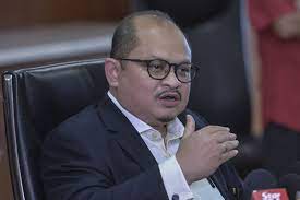 2013 yil 11 dekabrda shamsul iskandar uchun javobgarlikda ayblangan malayziyaning 2013 yilgi umumiy saylovdan keyingi mitingi yoki malayziyaning 15 shahri bo'ylab sodir bo'lgan malayziya. Deputy Primary Industries Minister Suspends Aide Amid Sex Scandal