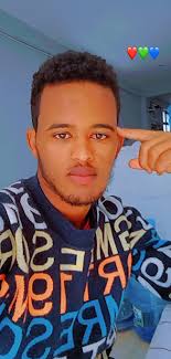 Naaf geechisaa Ergaa koo "Nan yaadadha guyyaa jalqabaa sana gaafan mooraa  mana waaqayyoo seenu,miilli nakirkiree harkis na hoollateera ,ergamaan  waaqayyootis waan akka bakakkaa natti darbatuu natti fakkaata ture ayiii  yaa yerooo san!!!! "