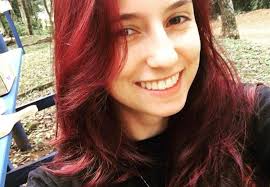 Jovem que recém tinha concluído curso morre em acidente a um mês da  formatura