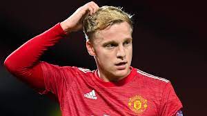Manchester united fans praise donny van de beek's performance. Van De Beek Accused By Van Basten Of Making Man Utd Move With Big Boy Attitude Goal Com