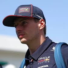 Frustrated Verstappen responds to Russell's hit: "Fill in the blanks