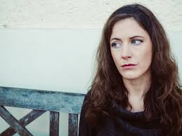 Ready to Date Exclusively But He's Not? Here's What to Do.