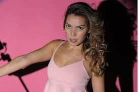 Frida Sofía publica mensaje de despedida para su abuela, Silvia Pinal: video