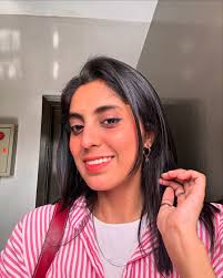 Afiya Khan (@afiyaaakhannn) • Instagram photos and videos