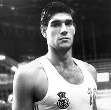 вещи которые мужчина делает когда считает тебя потенциальной женой Hose Biryukov Bezbashennyj Russkij Ispanec Iz Reala On Bez Uma Ot Sssr Preziraet Gorbacheva Schitaet Basketbol Obradovicha Skuchnym A Drazhena Petrovicha Edinolichnikom I Feel Devotion Blogi Sports Ru