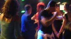 Qui troverete il meglio della pornografia riguardante il sesso sesso bagno discoteca di ogni nazionalità, infatti, potrete vedere decine di sesso bagno discoteca video clip porno hard con giovani puttane sesso bagno discoteca scopate duramente, ragazze sesso bagno discoteca dalla figa. Sesso In Bagno Con Una Minorenne Fermato Per Due Giorni 18enne Stabiese