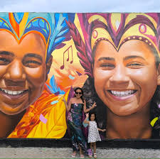 Cuando quieres café en todo☕️ cappuccino con leche de almendras acompañado  con cheesecake de maracuyá y café orgánico Aromas del Valle 😋 los  esperamos en: -Los sauces 511, La Molina -Mariano odicio