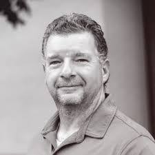 Danny Jump's Instagram, Twitter & Facebook