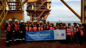 We did not find results for: Asyiknya Kerja Di Pengeboran Lepas Pantai Tribun Kaltim
