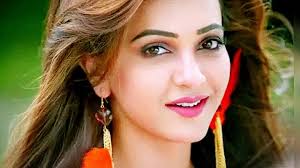 Tere bin ye saare mausam berang the, bemaza the shaamil nahi thi tu jinme wo saare pal bewajah the wo zindagi hai hi nahi jo. Dil Me Ho Tum Full Video Song Chal Diya Dil Tere Piche Piche Youtube