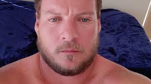 Last man standing' Saunders bows out