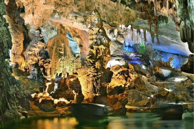 Du lịch Động Phong Nha bốn mùa: Vẻ đẹp "thiên Nam đệ nhất động" ở Quảng Bình