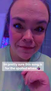 Spoiled wife status #momsoftiktok #wifehumor #couplescomedy #fyp