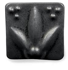 •satin surfaces •mixable for custom palette •food safe •cone 5 / 6 Sm 1 Black Sm Satin Matte High Fire Glazes