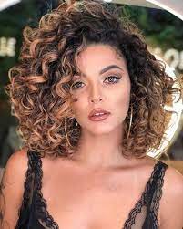Nathalie Barros Short Curly Hair Popular Short Curly Hairstyles 2018 2019 Curly Hair Styles Hair Styles Medium Hair Styles
