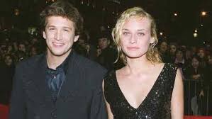 Bastien, un jeune homme de 28 ans, est chauffeur de salle pour une émission télévisée à succès. Diane Kruger A Quoi Ressemblait Le Top Au Debut De Sa C Closer