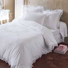 Linge De Lit Blanc Dentelle Table De Lit A Roulettes Lit Blanc Linge De Lit Blanc Table De Lit