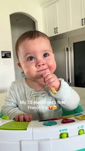 BLW with my babys first french fry 🥹 meal time is always super messy but  worth it #fyp #blw #momlife #babyboy #babiesoftiktok #momsoftiktok  #babyledweaning #babyfever #baby #blwideas #7monthsold ...