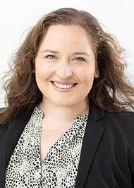 Rosalinda Barrett's Instagram, Twitter & Facebook