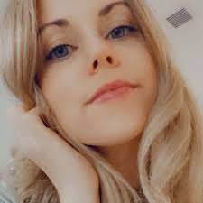 Finally bought an ice cream machine at the ripe age of 29 and my world has  forever changed 🤯 Today we made dairy-free cookie dough ice cream. What  flavor should I make