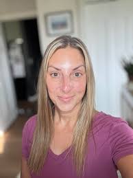 What small habits improve confidence?