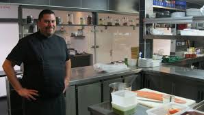 8 rue de mazagran, laval, 53000, france. Dans La Cuisine D Alexandre Arnaud A L Esprit Cuisine A Laval