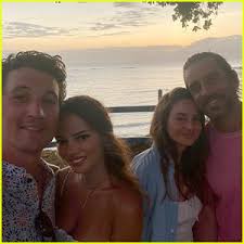 They kept their relationship and engagement under wraps before they announced their big news. Shailene Woodley Fiance Aaron Rodgers Join Miles Teller Wife Keleigh On Vacation In Hawaii Aaron Rodgers Keleigh Sperry Miles Teller Shailene Woodley Just Jared