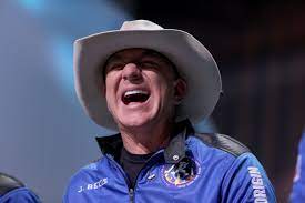 2 days ago · updated 8:36 am et, mon july 19, 2021 new york (cnn business) jeff bezos, the world's richest man, is about to launch himself on a supersonic joyride to the edge of space. Ojmetvdmnnnwwm