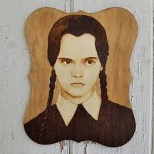 Melissa Calvert (@MoonMothTorch)