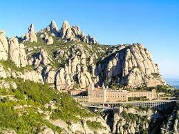 «барселона» застряла в середине таблицы. Train Journey From Barcelona To Montserrat