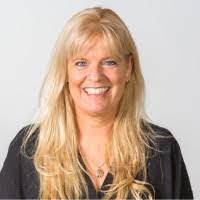 Janine Rich's Instagram, Twitter & Facebook