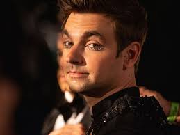 On 'The Other Two,' Drew Tarver Hilariously Sends Up Queerness, Stardom,  and 'Survivor'