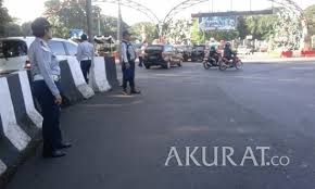 Inbound staff dengan kualifikasi sebagai. Dishub Badung Kerahkan Ratusan Personel Atur Lalu Lintas Di Tahun Baru