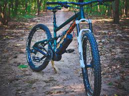 We offers spare battery products. E Bike Universal Battery Pack Bracket Mount Flaschenhalter