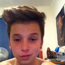 Kurtis Moore (@flare_z)