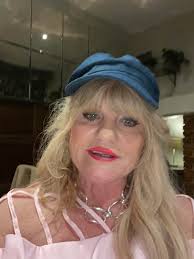 Does anyone have photos of Melbourne school? I returned to Dover after 52  years this summer and realised it had been demolished. I remember teachers  called Miss Crambourne, Miss Kettle, Miss Singer,