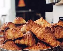 I cornetti sono il classico dolce da colazione : Brioche Fatte In Casa Come Al Bar Get Images