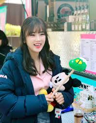 Cho rong (초롱) takma adları: ë°•ì´ˆë¡± Apinkpcr Twitter